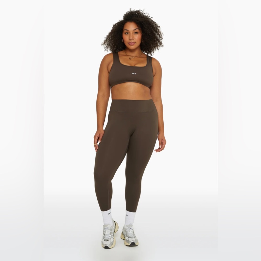 SET ACTIVE X Justine Skye Sportbody Legging Size M Color: Brownstone